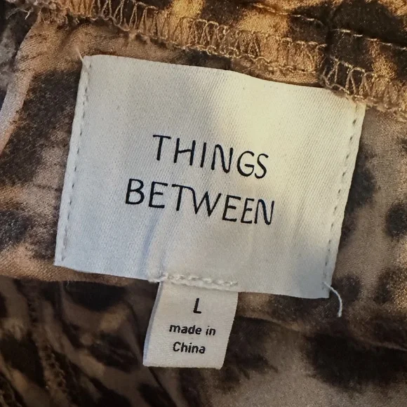 Things Between Wide Leg Pants Leopard Size Large Black Brown Red Stripe Flowy - Picture 9 of 13